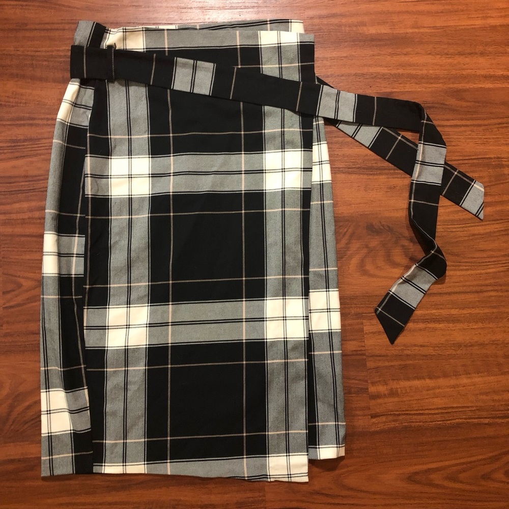 Pencil skirt